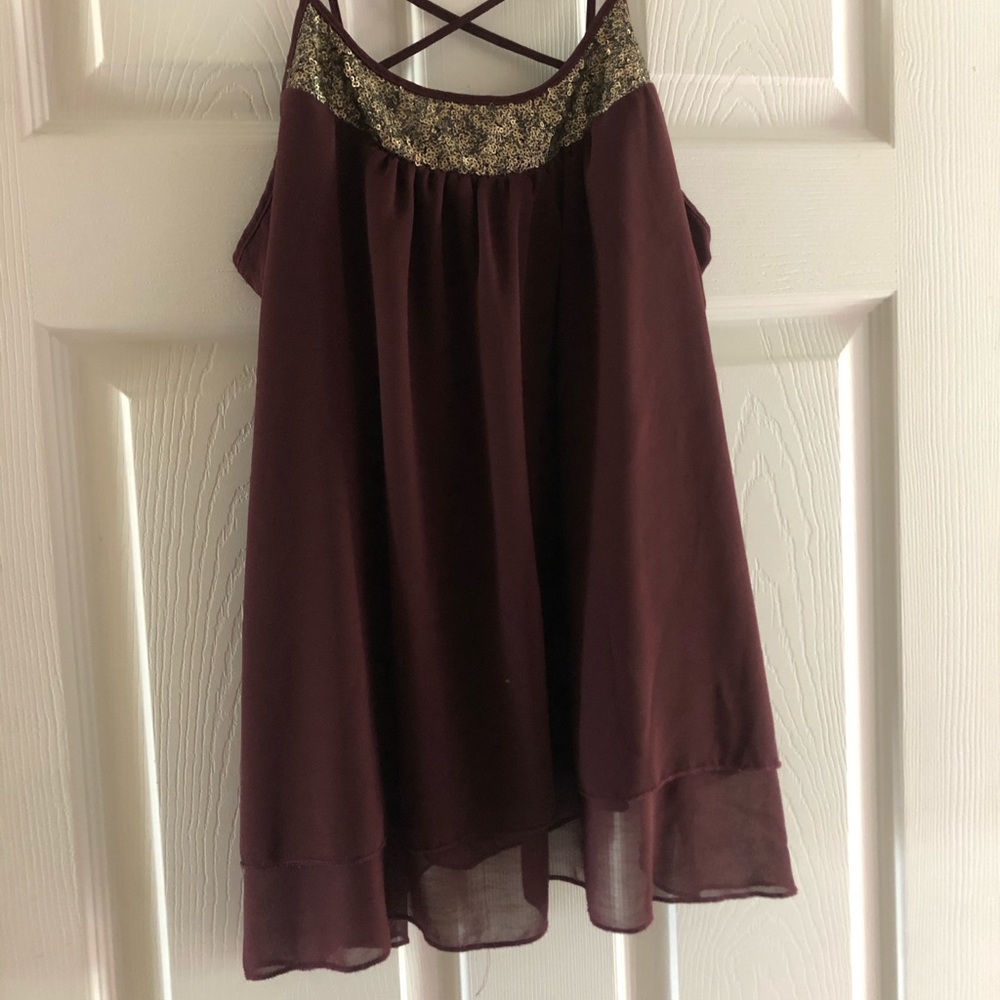 Women’s size medium shirt